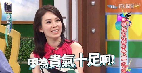 娱乐吃瓜酱当代网友视频,揭秘当代网友视频背后的热点与笑料